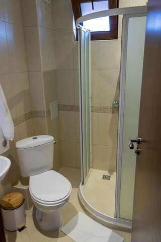 Отель Hotel Uzunski Смолян Люкс с 1 спальней-2